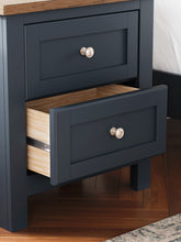 Load image into Gallery viewer, Landocken Full Panel Bed with Mirrored Dresser and Nightstand
