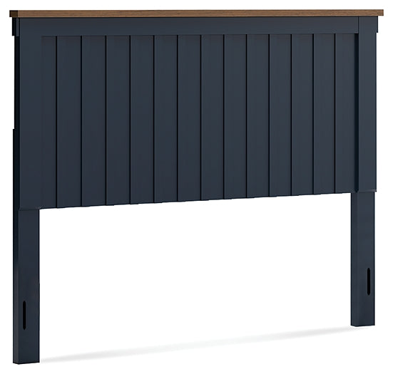 Landocken Queen Panel Headboard with Mirrored Dresser and Nightstand