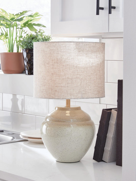 Waldish Metal Table Lamp (1/CN)