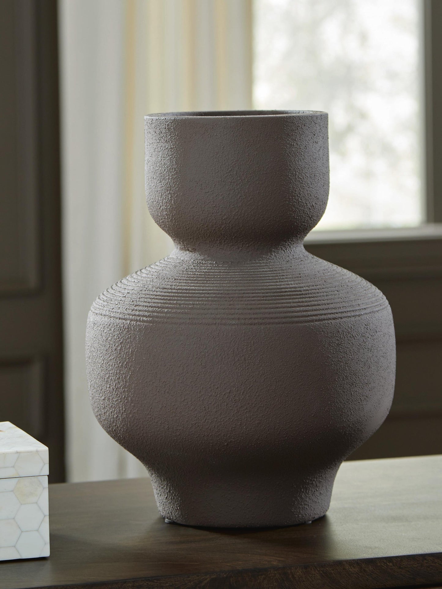 Dalsen Vase