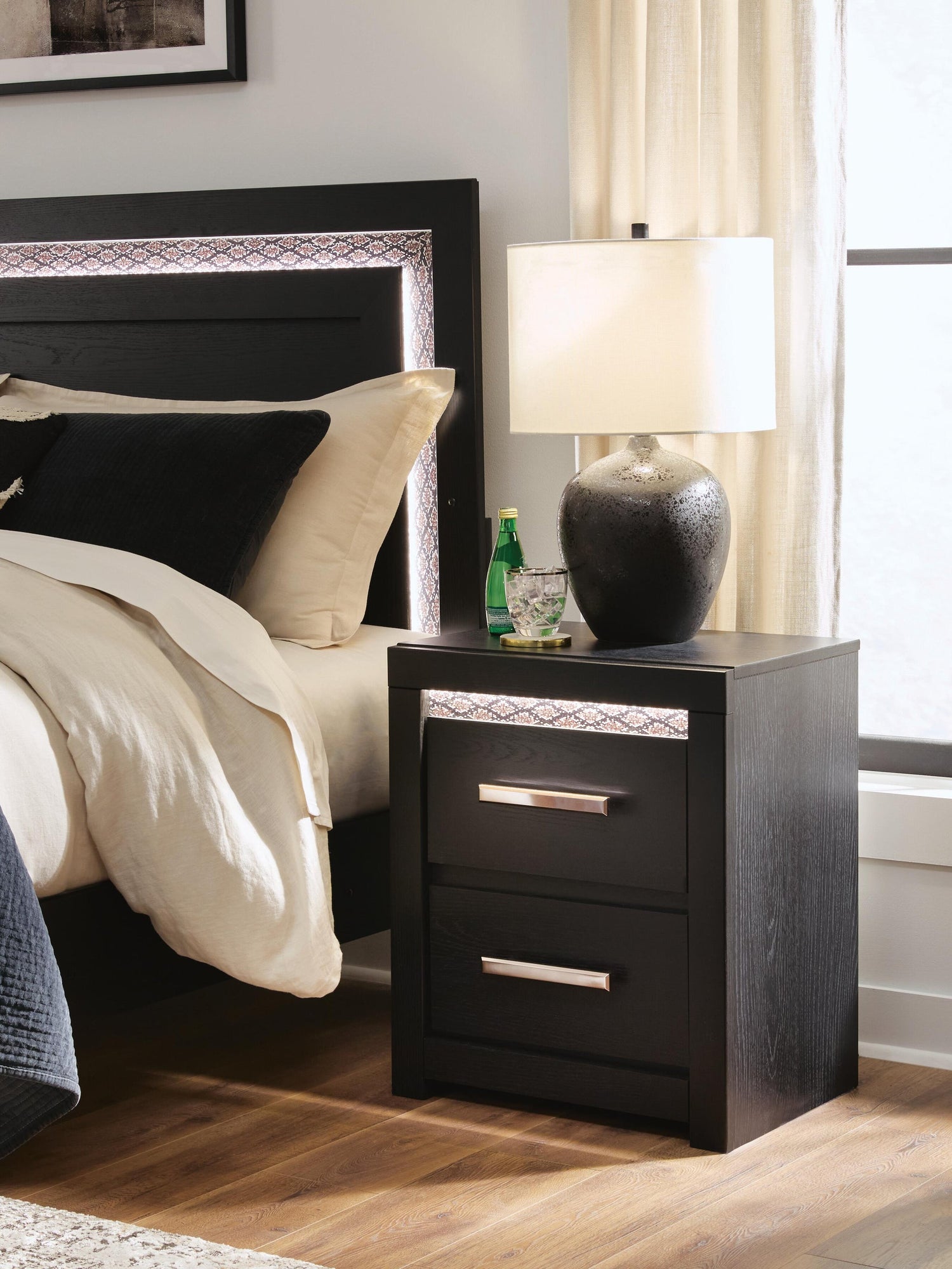 Bedroom > Night Stands