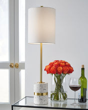 Load image into Gallery viewer, Maywick Metal Table Lamp (1/CN)
