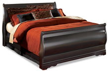 Load image into Gallery viewer, Huey Vineyard Full Sleigh Bed with Dresser
